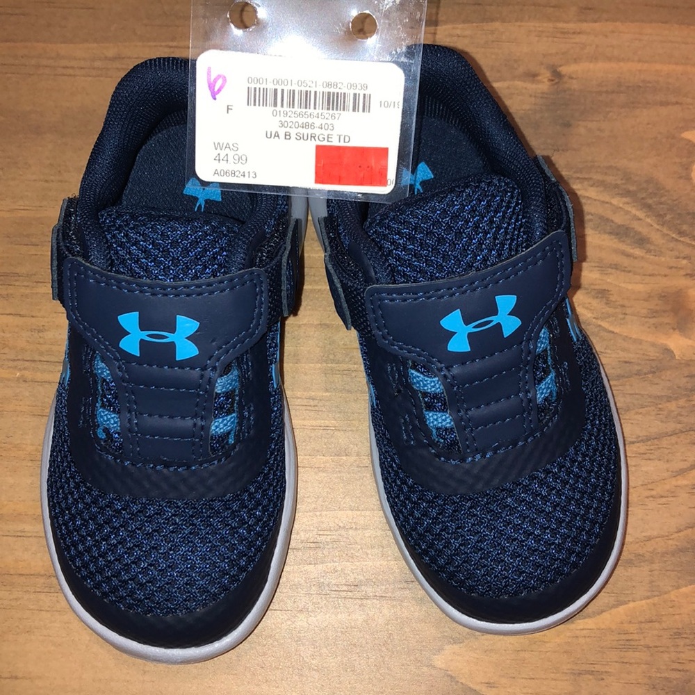 Under Armor B Surge TD